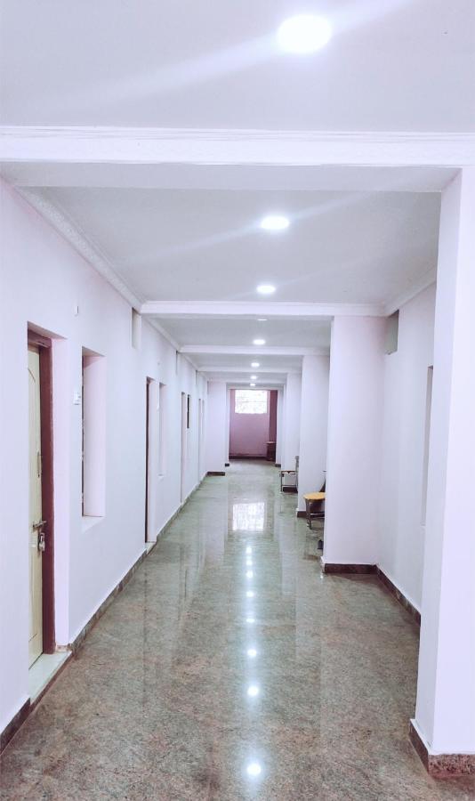 הוילה Thiruttani Mount View Residency Tiruttani מראה חיצוני תמונה