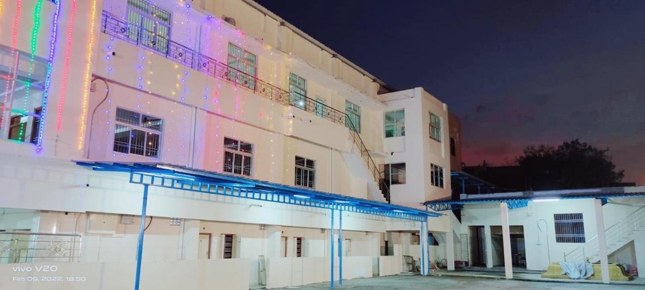 הוילה Thiruttani Mount View Residency Tiruttani מראה חיצוני תמונה